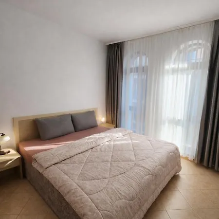 One Bedroom Guest